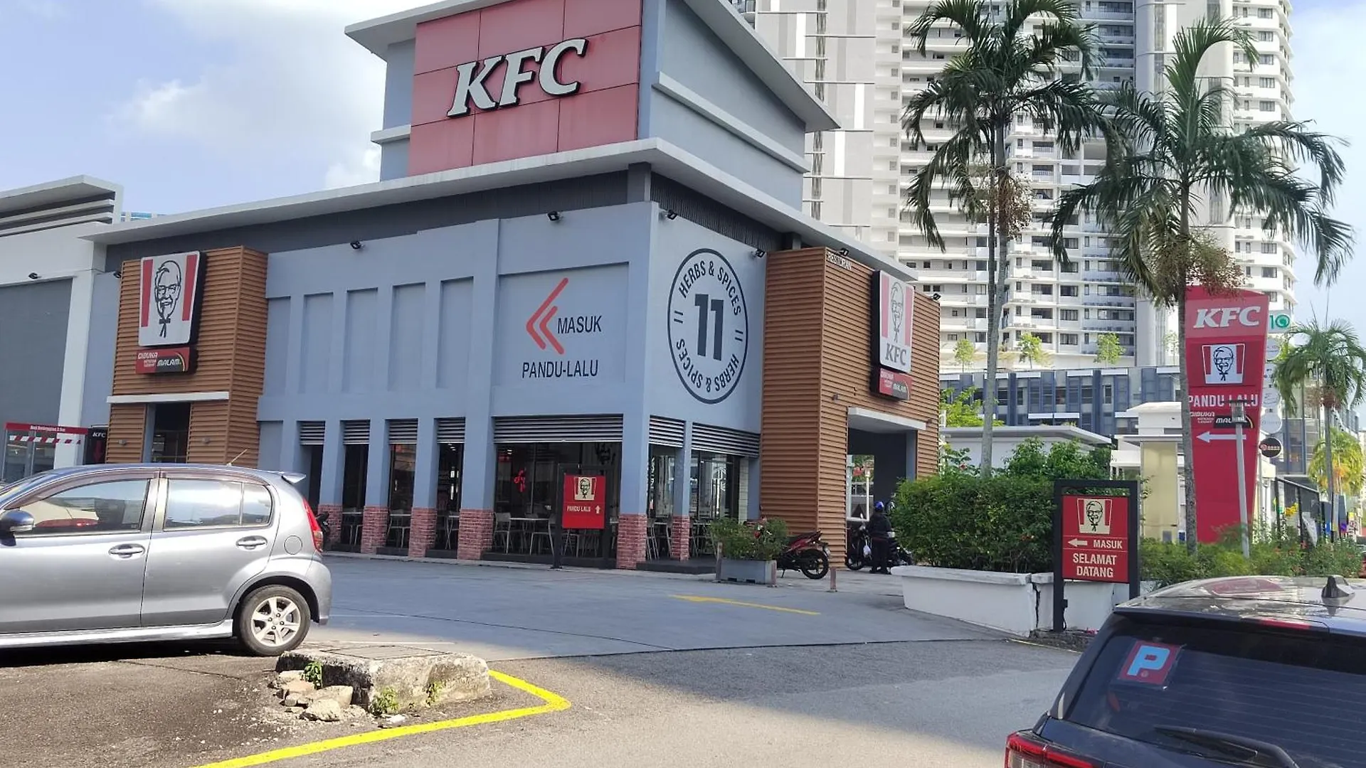 Spacious 1Br 118 Island Plaza 4Pax George Town